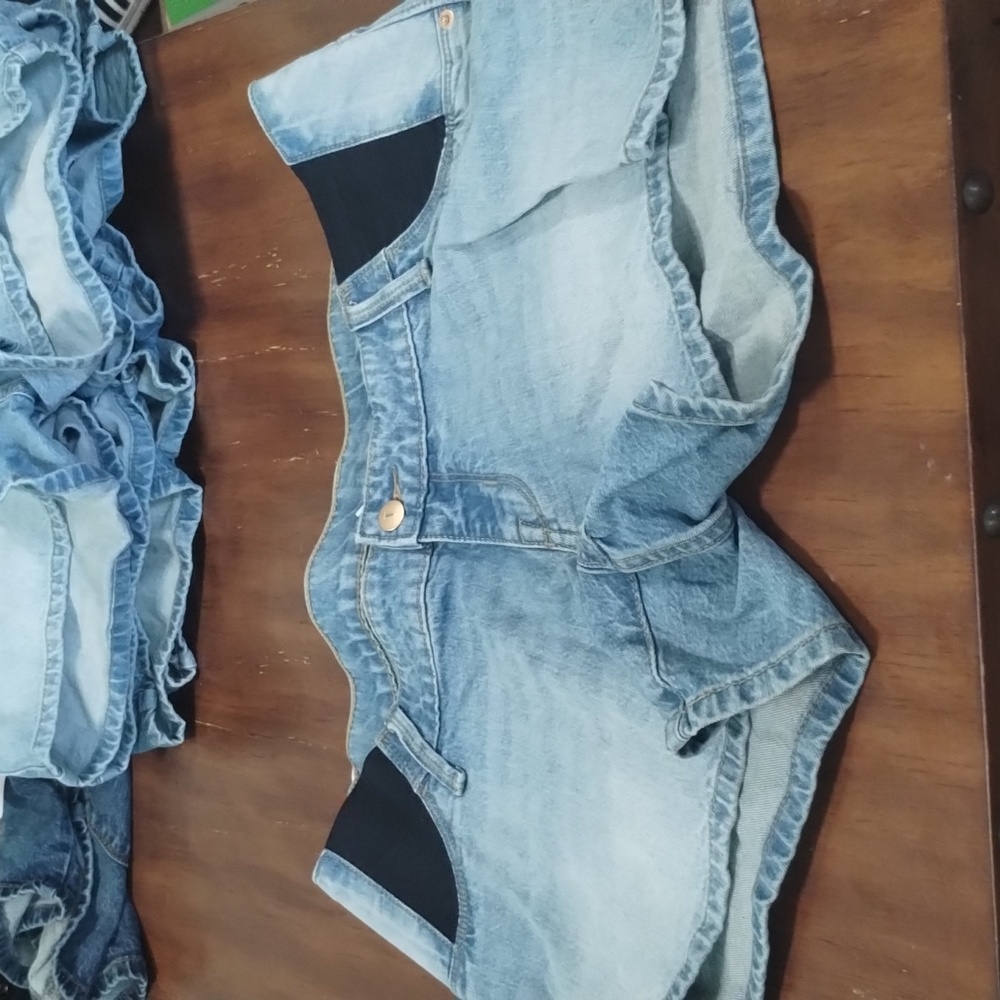 Maternity shorts size 8